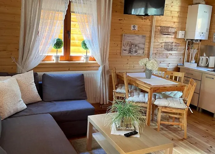 펜션 Bajkowe 포비에로보